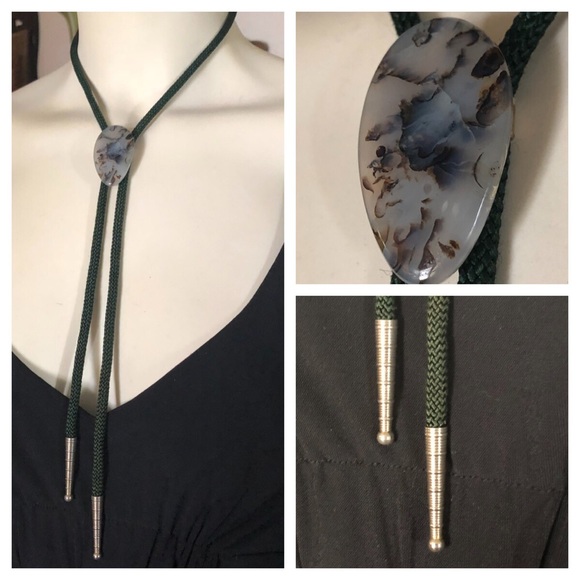 Vintage Jewelry - Vintage Ritulated Quartz Bolo Necktie Necklace